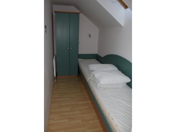 Apartma 5, 2 ležišči