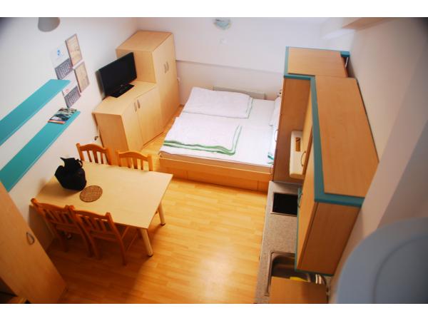 Apartma 3, 4 ležišča